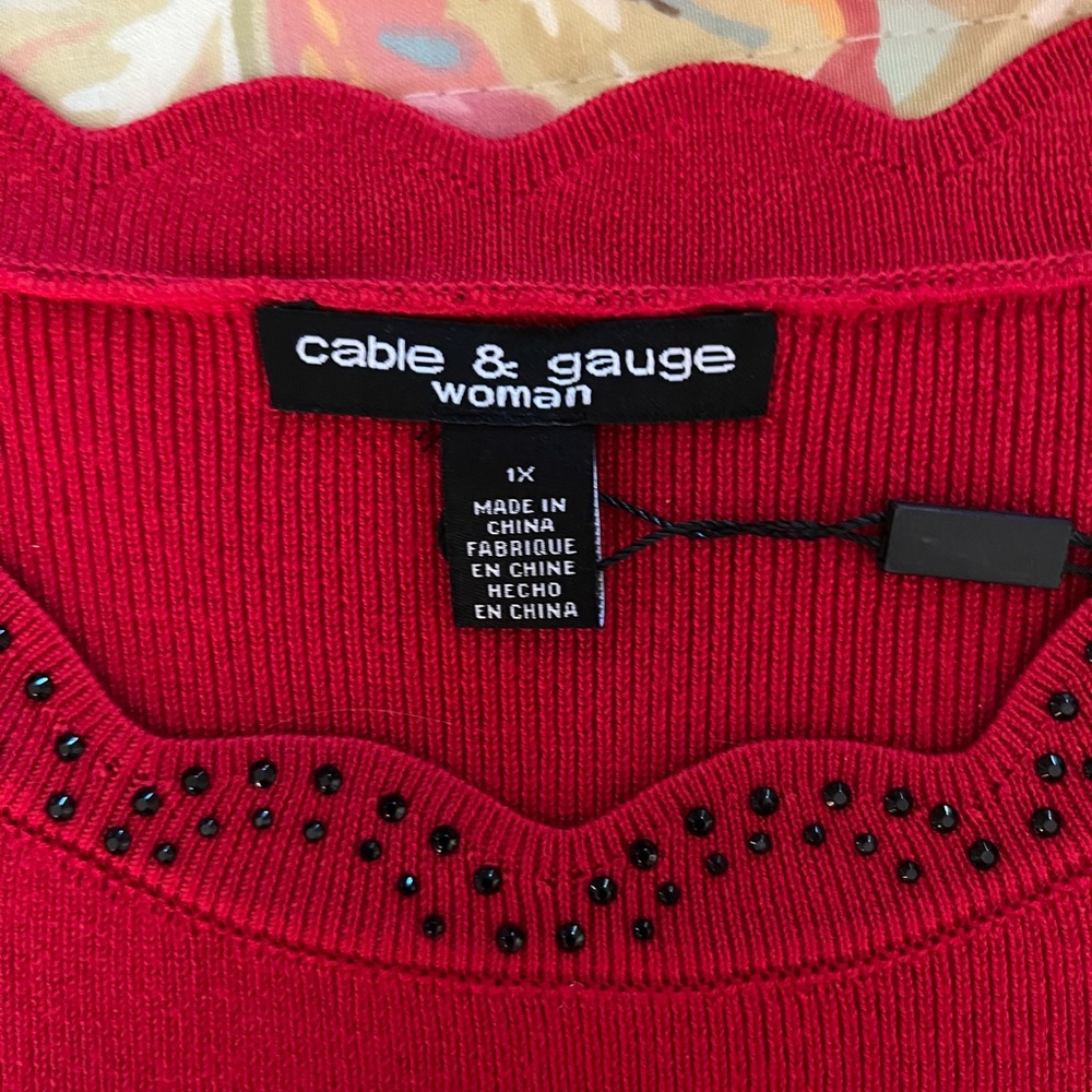 Women’s Cable and Gauge Sweater - Picture 2 of 2